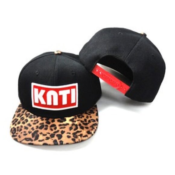 Kanati Co. Leather Beak Leopard Snapback - Picture 1 of 9